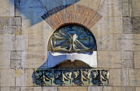 La Villa Majorelle, 1 Rue Majorelle in Nancy (Meurthe et Moselle). Architect Henri Sauvage (1873-1932), 1902. In Nancy, Art Nouveau takes the name of Ecole de Nancy, or Alliance provincial des industries d'art, thanks in particular to the emblematic figure of Emile Galle. Glassware, furniture, stained glass, ceramics, leather, ironwork, architecture, etc., participate in this vast movement of renovation of decorative arts that still marks the city today.