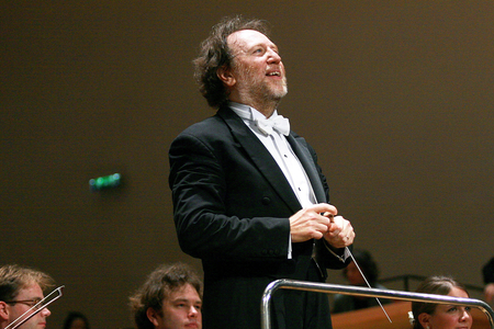 Gewanhausorchester of Leipzig directed by Riccardo Chailly, Salle Pleyel.