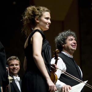 Chamber orchestra of Europe directed by Simon Bychkov. Cite music, Paris. Photography 2009 (27/05/09).