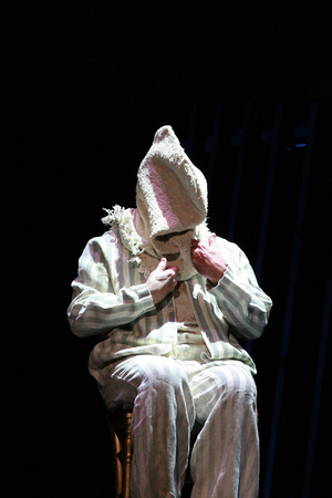 Ode to Napoleon Bonaparte, Opera by Arnold Schonberg and Opera Garnier, April 2008. Recitant: Dale Duesing; violins: Frederic Laroque and Vanessa Jean; Viola: Laurent Verney; Cello: Martine Bailly and Christine Lagniel on piano. Photography
