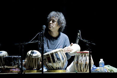 Zakir Hussain with tablas and percussion. Grande Halle de la Villette, Paris. Photography January 2008