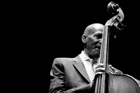 Ron Carter has double bass, Cite de la Musique, Paris. Photography festival jazz a la villette 2009