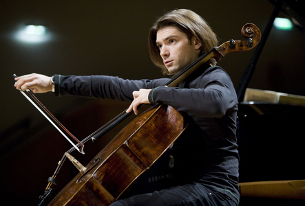 Portrait of Gautier Capucon cellist, Salle Pleyel, Paris. Photography October 2008.