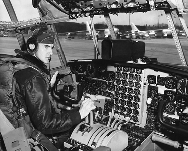 Image of C-130 Cockpit (b/w photo)