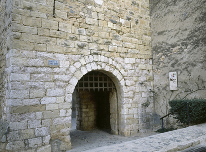 Montblanc, province of Tarragona, comarca of Conca de Barbera, Catalonia, Spain. Gate of Saint George (in Spanish: Puerta de San Jorge, in Catalan: Portal de Sant Jordi).
