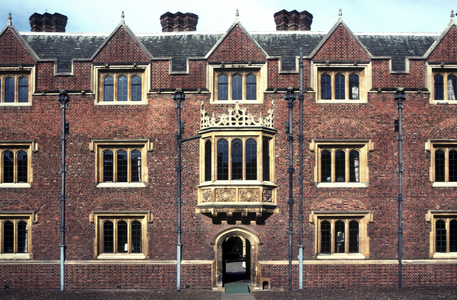 Second Court, detail of oriel window (photo)