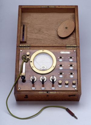 Voltmeter.