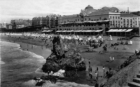Biarritz (Pyrennees Atlantique) (64) in 1900: the Municipal Casino.