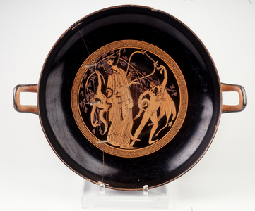 Dionysos playing lyre, 490bc (pottery)