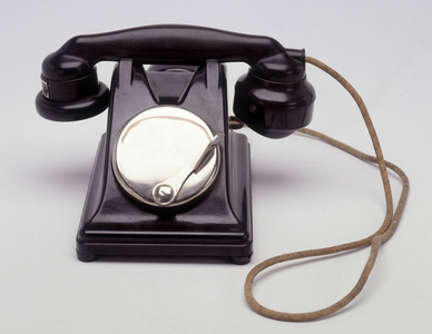 Telephone Laurent in Bakelite.