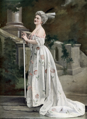 Opera singer Marguerite Herleroy as Manon in opera "Manon", Paris, photo from french paper "Le Theatre" september 11, 1910