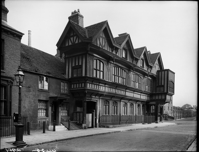 Tudor House, Bugle Street, Southampton, City of Southampton, UK (b/w photo)