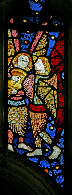 Window s1 depicting musician angels, one with a lute (stained glass)