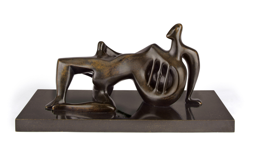 Reclining Figure, 1931 ; 1963 (bronze with golden brown and black patina)