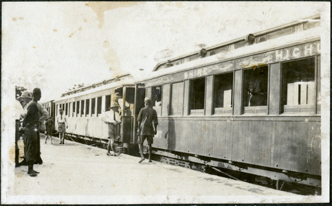 Shire Highlands Railway train, 1914-1918 (b/w photo)