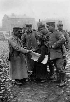 I. WK - Eastern Front - Newspapers (photo)