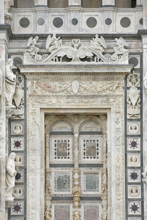 Window, detail of the exterior of Certosa di Pavia, Province of Pavia, Lombardy, Italy (photo)