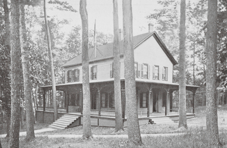 Saratoga, NY: General Grant's Cottage (b/w photo)