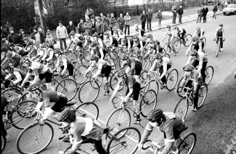 Street bike race 14 04 1985 Karl Marx town city GDR sport bike race …, 1985 (photo)