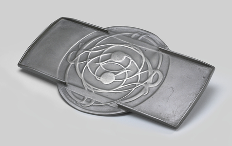Liberty Tudric card tray, 1899-1912 (pewter)