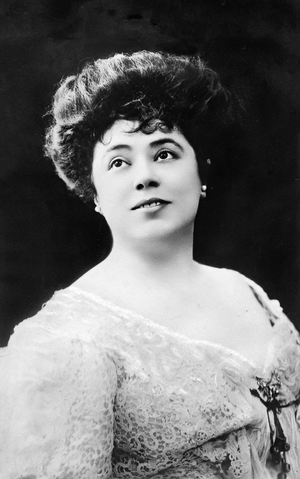 Maud Santley English mezzo soprano (b/w photo)