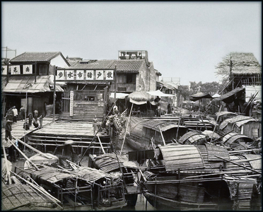 China: Sampans moored at Canton (Guangzhou) c. 1880-1890.