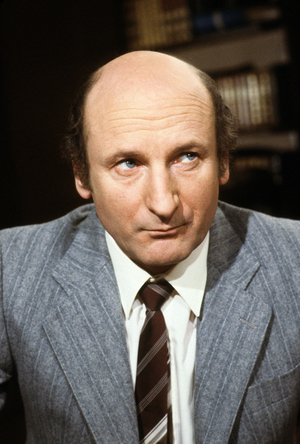 Le telefilm "Escalier B porte 4" avec Jean Pierre Bagot en 1984 (photo)