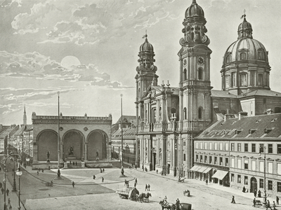 Munchen / Munich: Theatinerkirche Mit Feldherrnhalle (b/w photo)