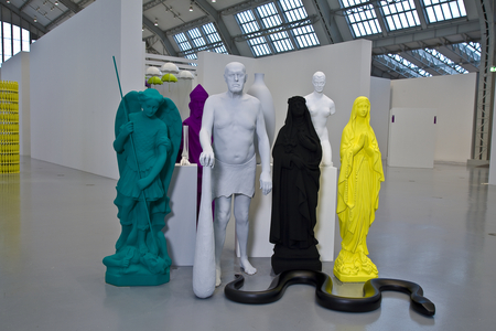 Figurengruppe / Group of Figures, 2006-2008 (polyester, paint)