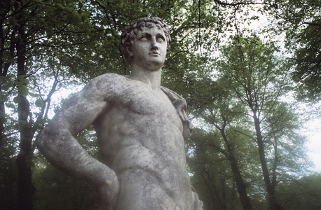 Statue, the Summer Garden, St Petersburg, Russia (photo)