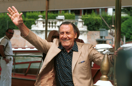 Venice, 58. International Film Festival, the Actor Alberto Sordi, 2001 (photo)