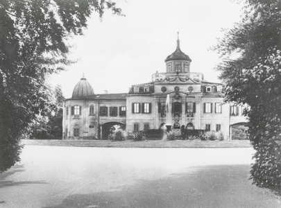 Weimar: Schloss Belvedere (b/w photo)