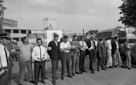 Election campaign of the NPD 1968 DEU, Germany, Dortmund In the election …, 1968 (photo)