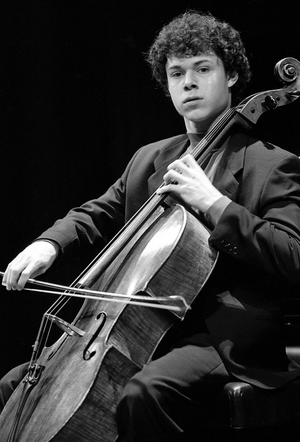 Matt Haimovitz in 1990 (b/w photo)
