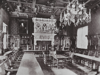 Lubeck: Rathaus, Kriegsstube (b/w photo)