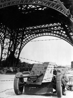 Antitank gun (PAK) in Paris, 1940
