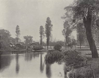 St James's Park (b/w photo)