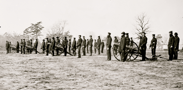 Point of Rocks, Va., vicinity. Crew of U.S. Army gunboat General Foster ashore with howitzers 1864 (photo)