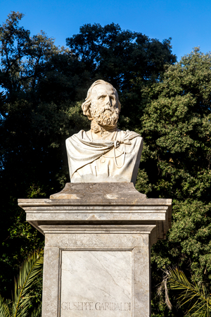 Bust of Garibaldi, Palermo, Sicily, Italy (photo)