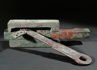 Lock and key. Bronze …