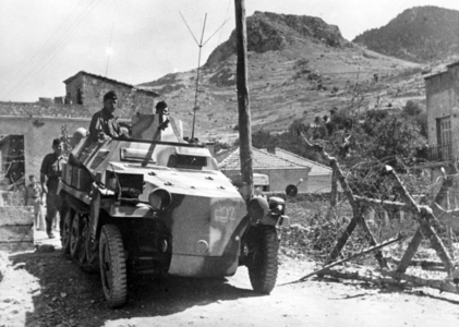 II. WK, German troops in Greece, 1943 (photo)