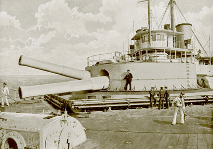 Turret of H.MS Sanspareil (b/w photo)