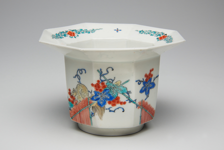 Cup, late 17th-early 18th century (Kakiemon, porcelain with overglaze enamel)
