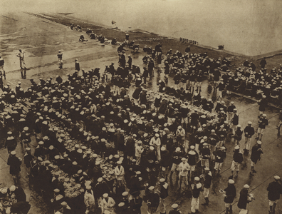 America in World War I: Mess time at Newport (b/w photo)