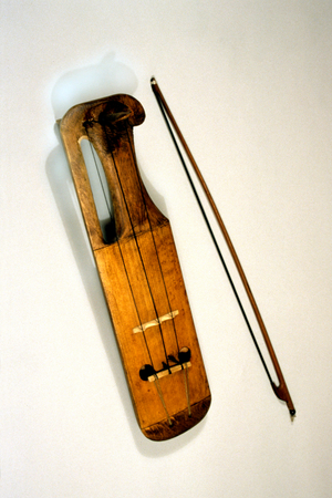 Tagelharpa - Swedish stringed