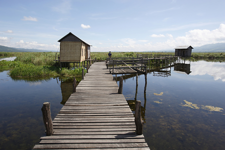 Bird Reserve Hide on Inya Lake, Shan State, Myanmar (photo)