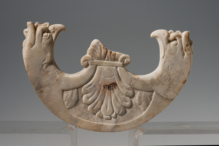 Roman art: Villa of Diomedes - Oscillum with palmetta, marble - Archaeological National museum - MANN, Naples, Italy