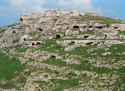 Matera, town of the Sassi, houses built into the … (photo)