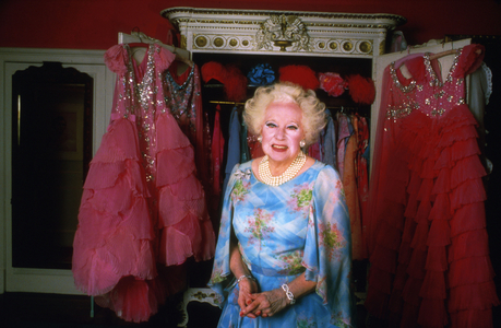 Barbara Cartland
