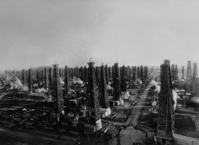 Oil field in California, 1927 (b/w photo)